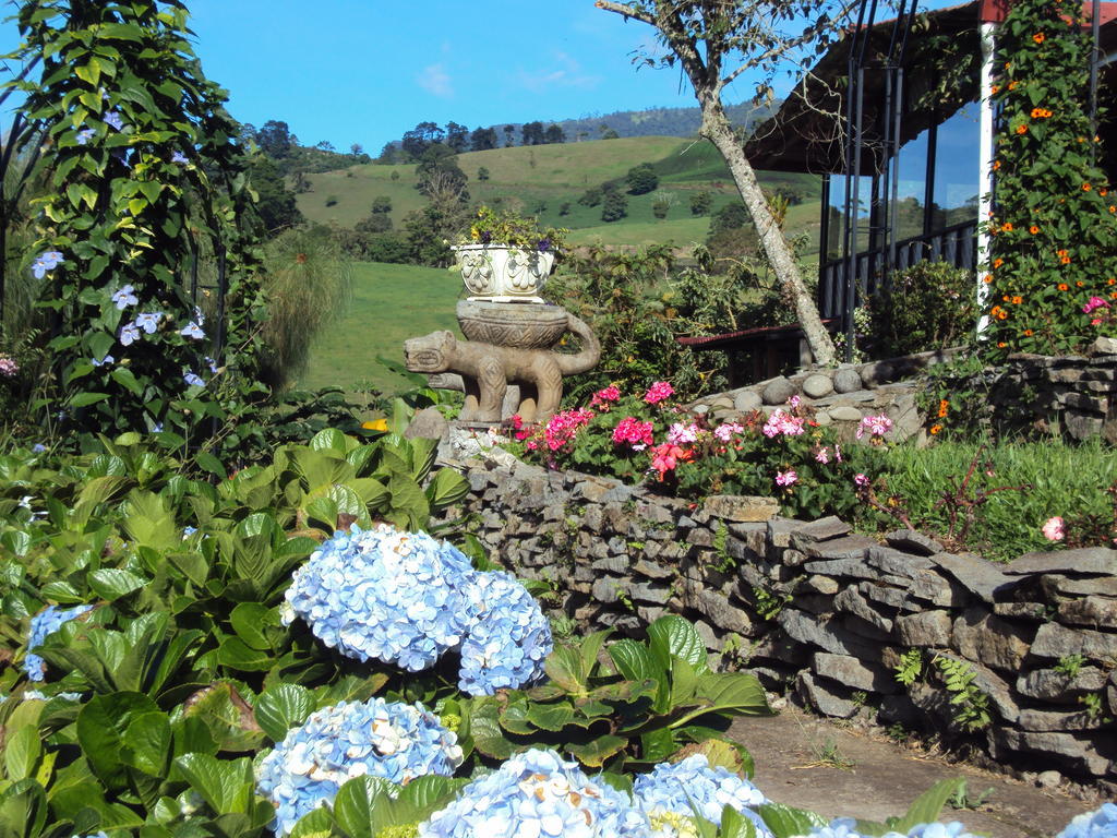 Guayabo Lodge Santa Cruz  외부 사진