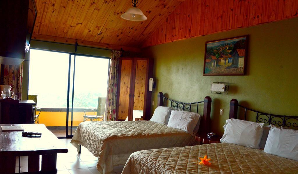 Guayabo Lodge Santa Cruz  외부 사진