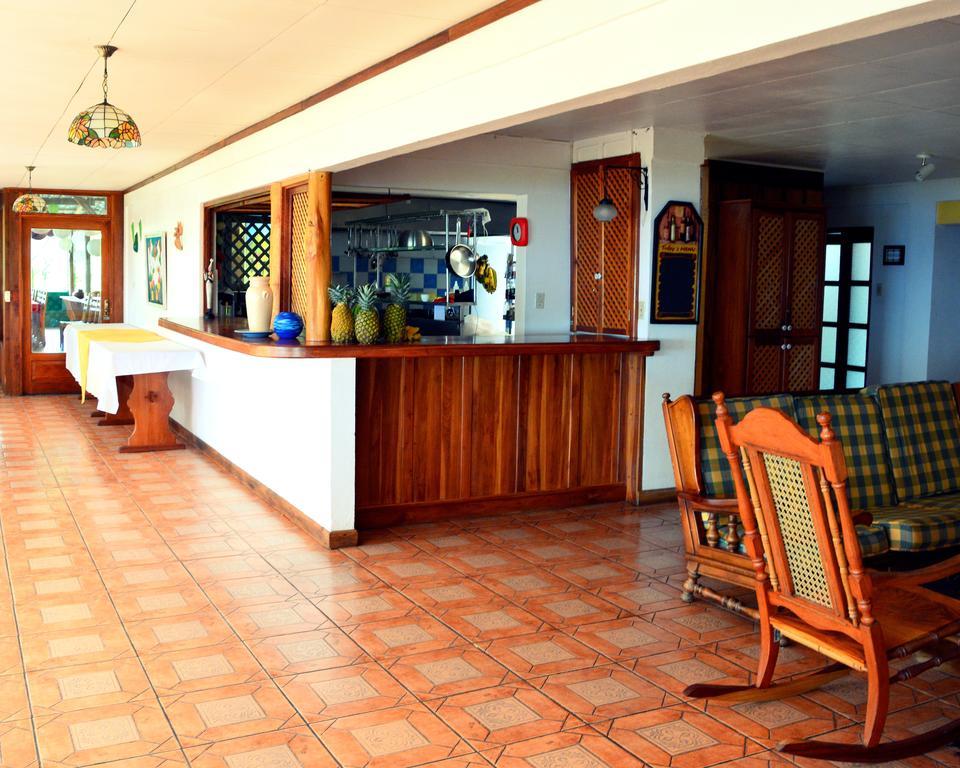 Guayabo Lodge Santa Cruz  외부 사진