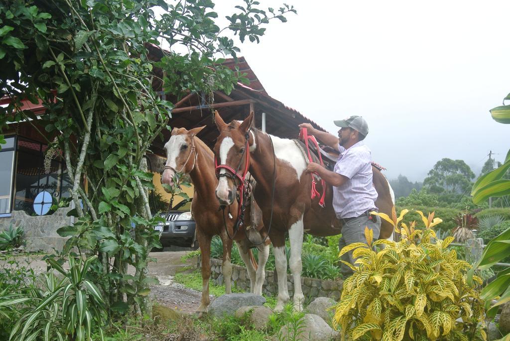 Guayabo Lodge Santa Cruz  외부 사진