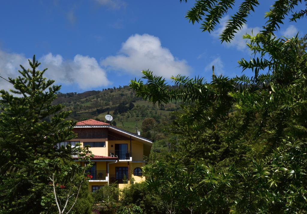 Guayabo Lodge Santa Cruz  외부 사진